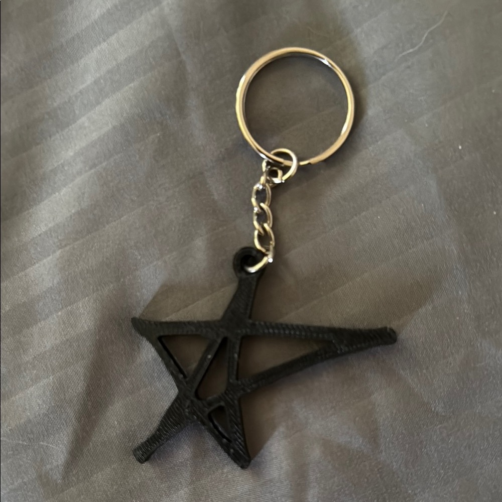 Avril Lavigne Star Keychain